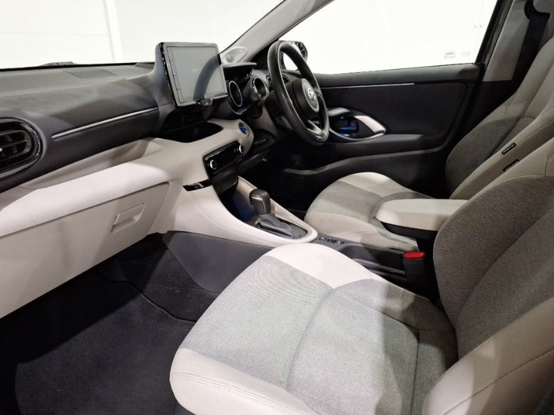 Used Toyota Yaris 2023 for sale - 76833157: Photo 5