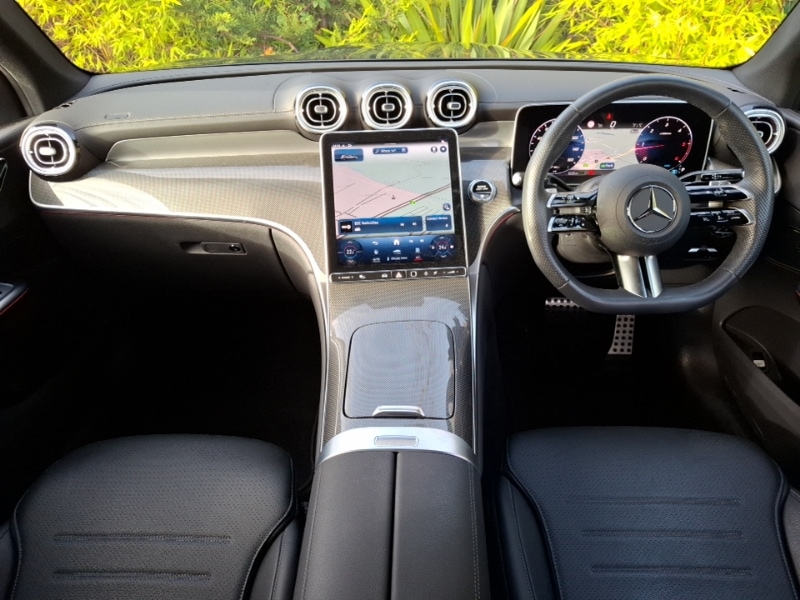 Used Mercedes-Benz GLC 2024 for sale - 76543890: Photo 2