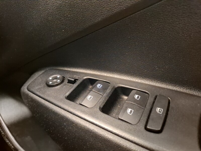 Used Hyundai i10 2021 for sale - 77736768: Photo 12