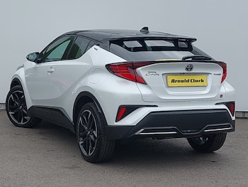 Used Toyota C-HR 2023 for sale - 78770877: Photo