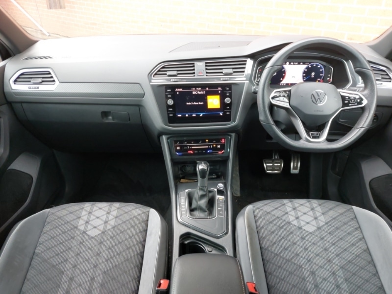 Used Volkswagen Tiguan 2023 for sale - 77817140: Photo 2