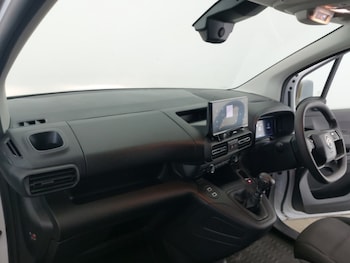 Used Citroen Berlingo 2024 for sale - 79324218: Photo