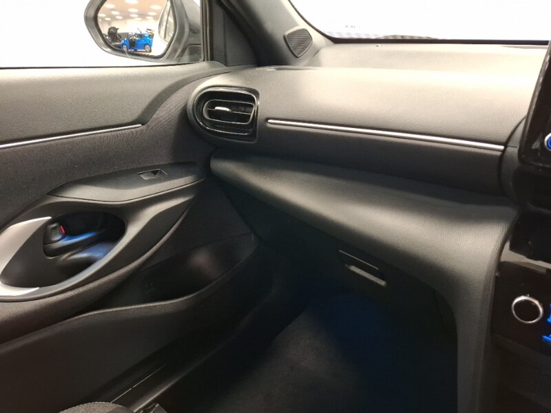 Used Toyota Yaris Cross 2022 for sale - 77299061: Photo 11