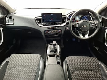 Used Kia Ceed 2025 for sale - 77476161: Photo