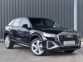 Audi - Q2