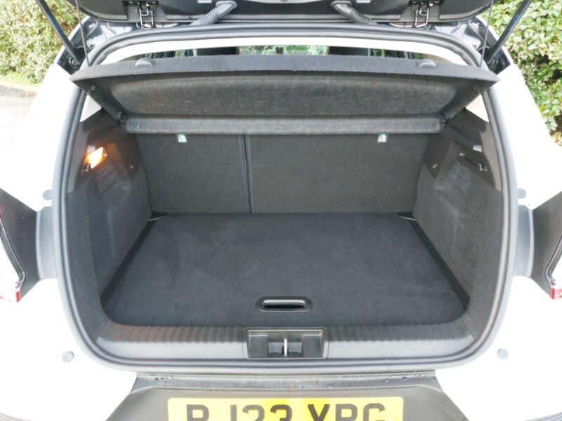 Used Renault Captur 2023 for sale - 77197014: Photo 8