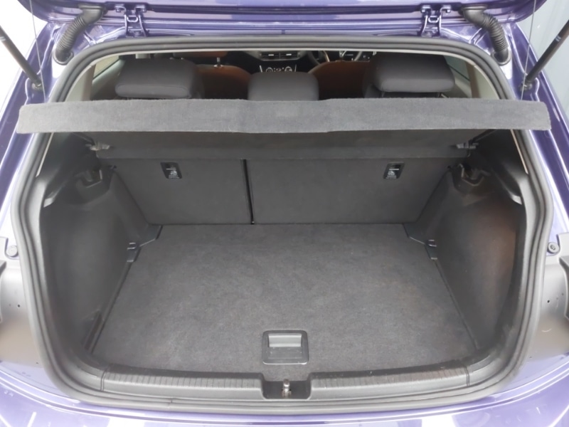 Used Volkswagen Polo 2024 for sale - 77611240: Photo 8