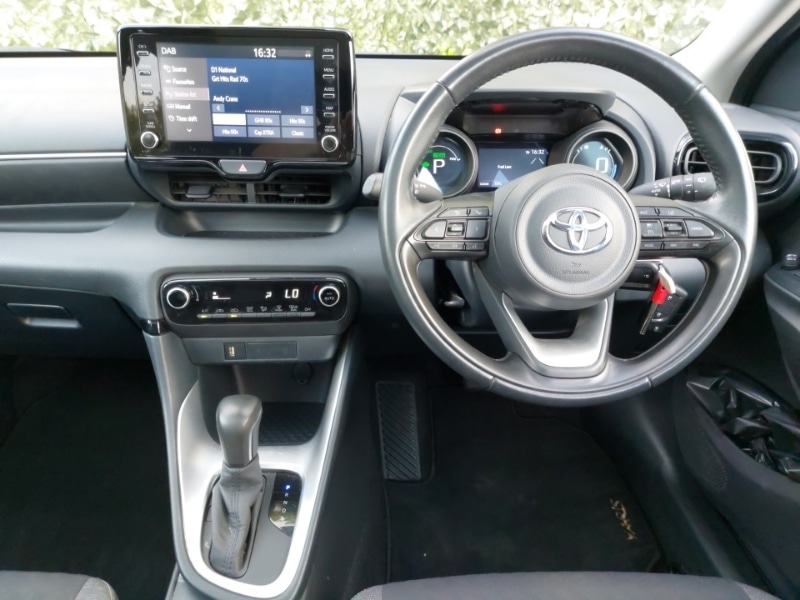 Used Toyota Yaris 2022 for sale - 76532591: Photo 7