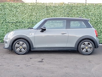Used MINI Hatch 2020 for sale - 77108632: Photo