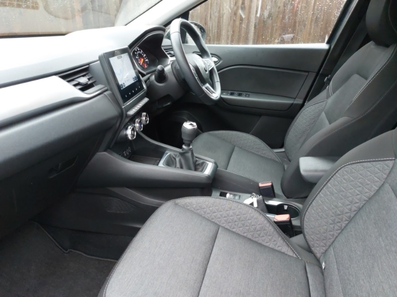 Used Renault Captur 2022 for sale - 77167541: Photo 5