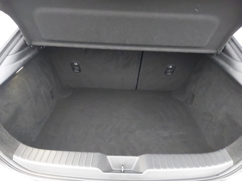 Used Mazda Mazda3 2023 for sale - 77299308: Photo 8