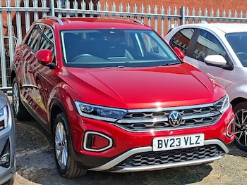Used Volkswagen T-Roc 2023 for sale - 79252953: Photo