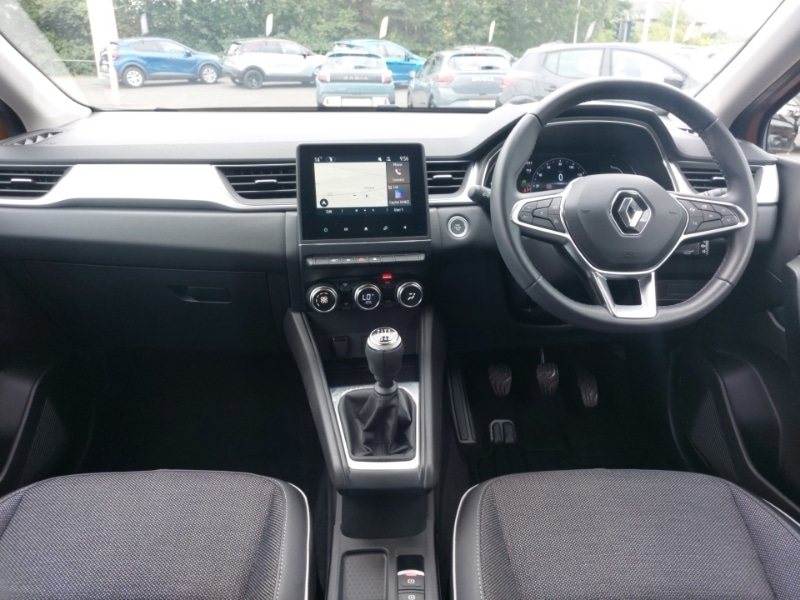 Used Renault Captur 2022 for sale - 76760981: Photo 2