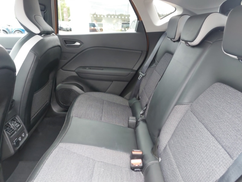 Used Renault Captur 2022 for sale - 76760981: Photo 6