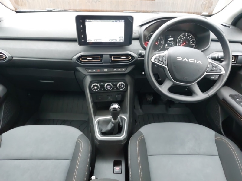 Used Dacia Sandero Stepway 2024 for sale - 76708522: Photo 2