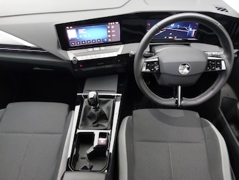 Used Vauxhall Astra 2022 for sale - 77155109: Photo