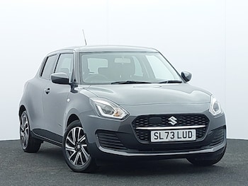 Used Suzuki Swift 2023 for sale - 79480620: Photo
