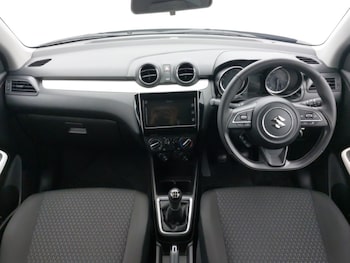 Used Suzuki Swift 2023 for sale - 79480620: Photo
