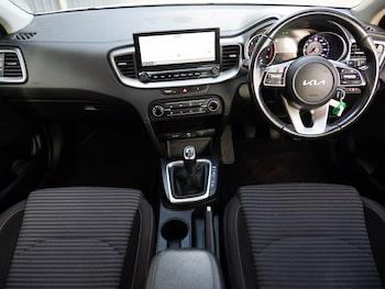 Used Kia Ceed 2023 for sale - 76978481: Photo