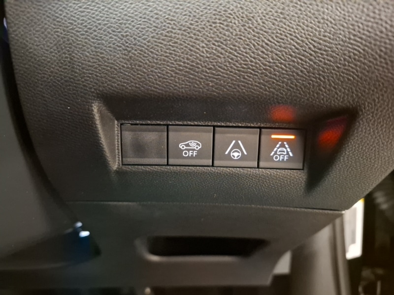 Used Peugeot 2008 2022 for sale - 76465811: Photo 10