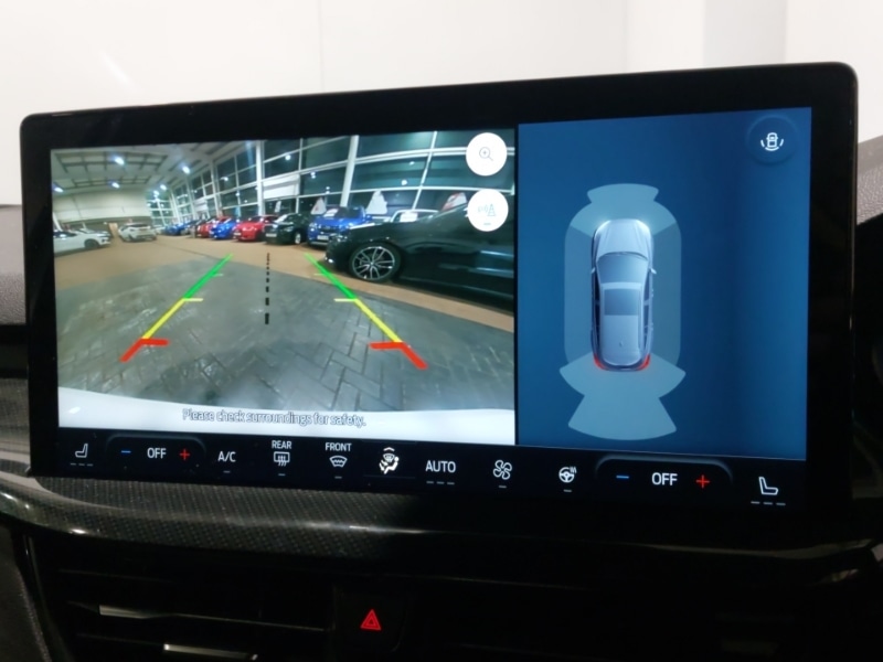 Used Ford Focus 2023 for sale - 77046870: Photo 11