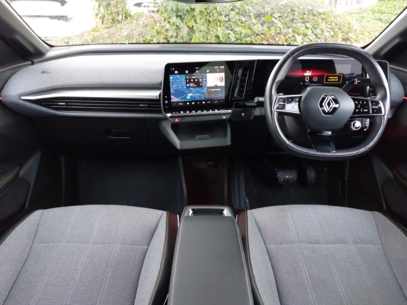 Used Renault Megane E Tech 2023 for sale - 77343437: Photo 2