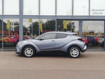Used Toyota C-HR 2022 for sale - 75621761: Photo