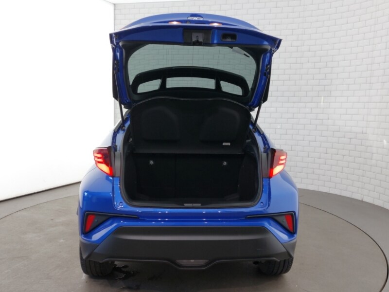 Used Toyota C-HR 2020 for sale - 77197177: Photo 8