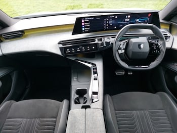 Used Peugeot 5008 2024 for sale - 77832880: Photo