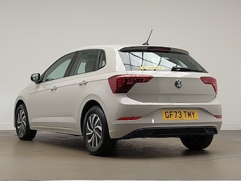 Used Volkswagen Polo 2023 for sale - 76864854: Photo