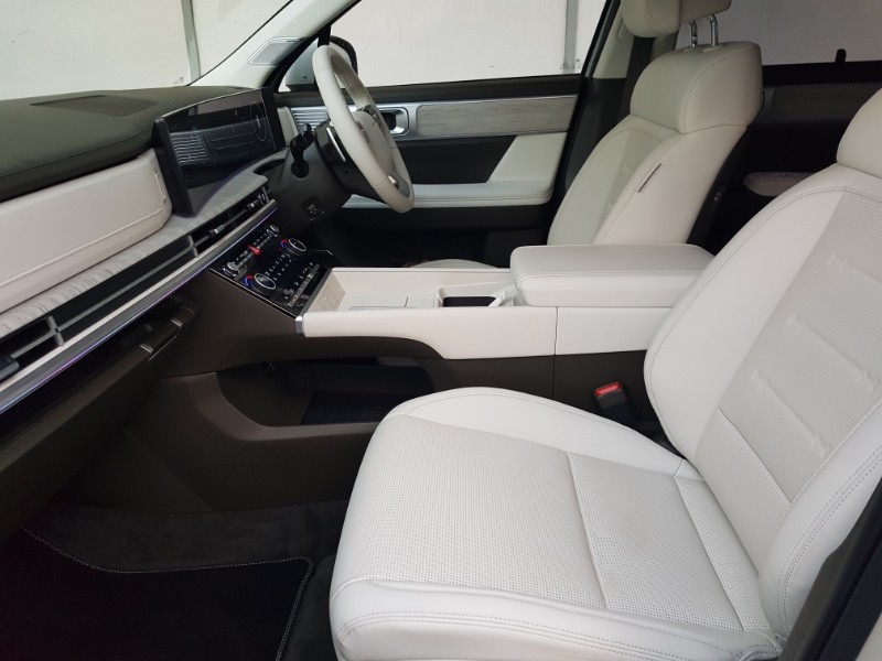 Used Hyundai Santa Fe 2025 for sale - 77256953: Photo 5