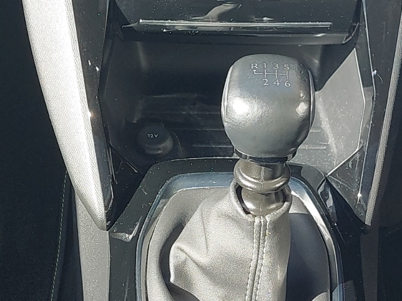 Used Peugeot 2008 2022 for sale - 76708403: Photo 11