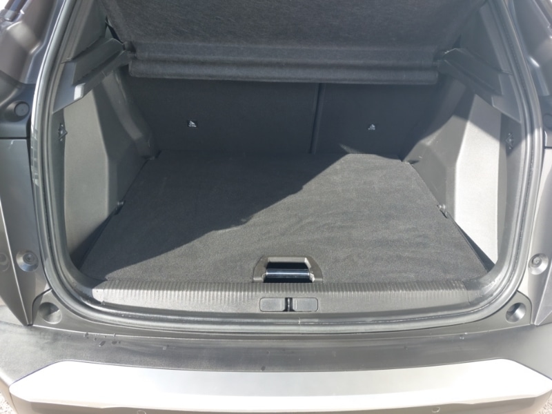 Used Peugeot 2008 2022 for sale - 76708403: Photo 8