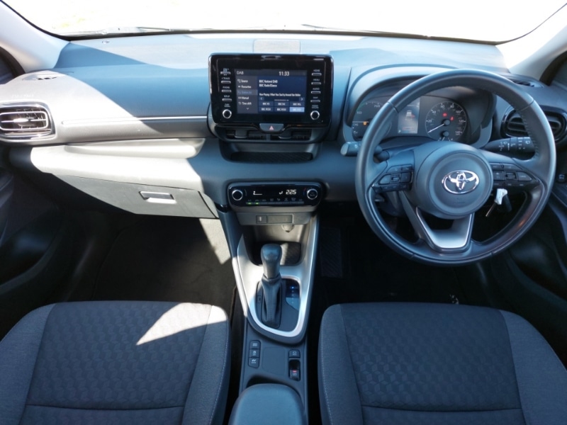 Used Toyota Yaris 2023 for sale - 78114403: Photo 2