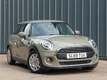 Used MINI Hatch 2019 for sale - 75668526: Photo