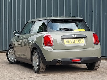 Used MINI Hatch 2019 for sale - 75668526: Photo