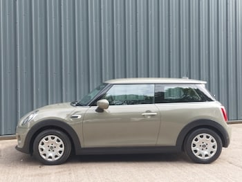 Used MINI Hatch 2019 for sale - 75668526: Photo