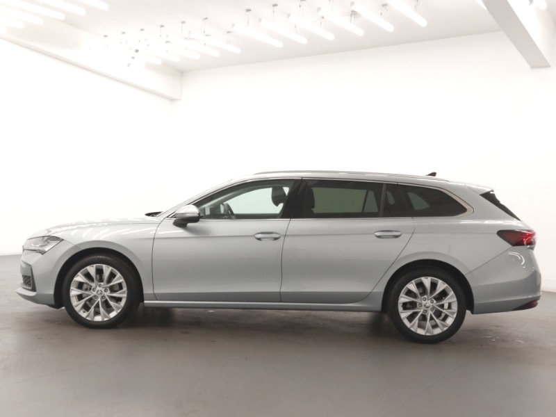 Used Skoda Superb 2024 for sale - 76347838: Photo 4