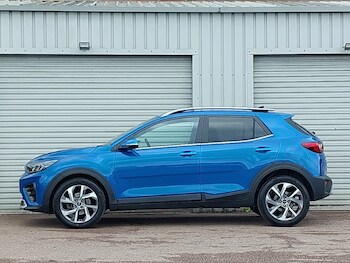 Used Kia Stonic 2023 for sale - 78952549: Photo