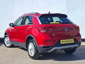 Used Volkswagen T-Roc 2023 for sale - 78278218: Photo