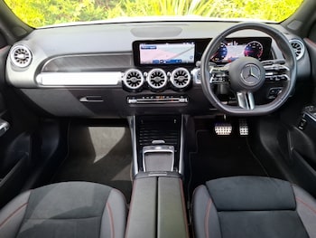 Used Mercedes-Benz GLB 2024 for sale - 76838239: Photo