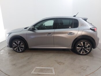 Used Peugeot 208 2022 for sale - 77467239: Photo