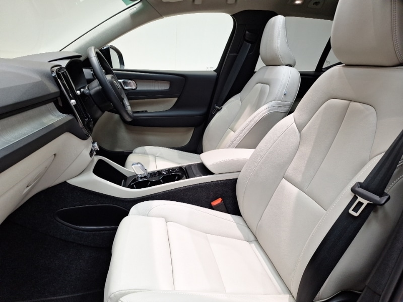 Used Volvo XC40 2024 for sale - 76353775: Photo 5