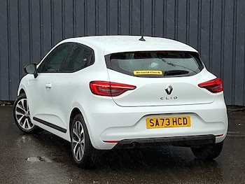 Used Renault Clio 2023 for sale - 78952349: Photo