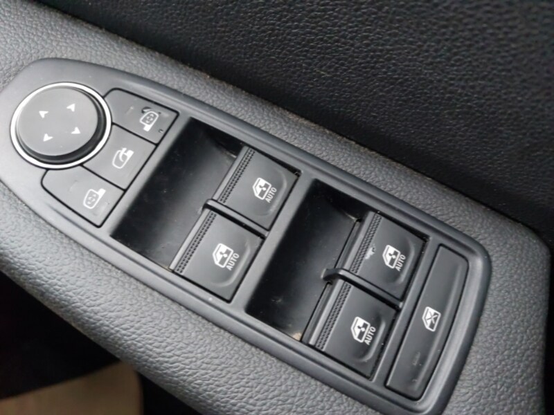 Used Renault Clio 2024 for sale - 77325746: Photo 12