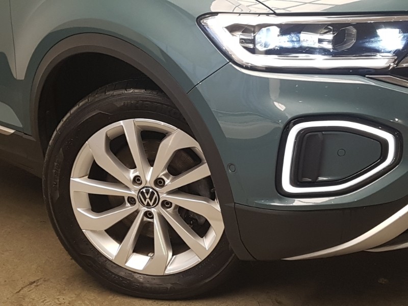 Used Volkswagen T-Roc 2023 for sale - 77876957: Photo 9