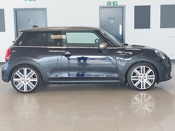 Used MINI Hatch 2022 for sale - 78491251: Photo