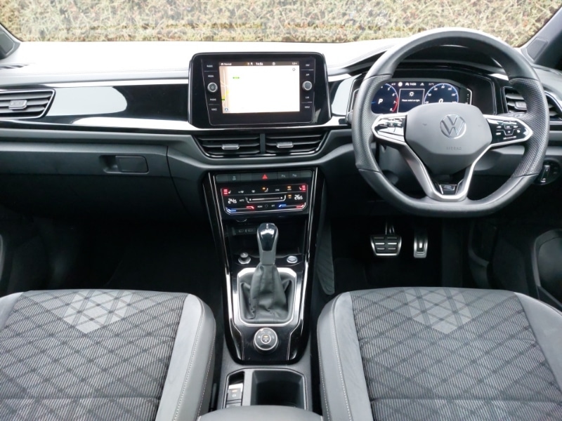 Used Volkswagen T-Roc 2023 for sale - 77365815: Photo 2