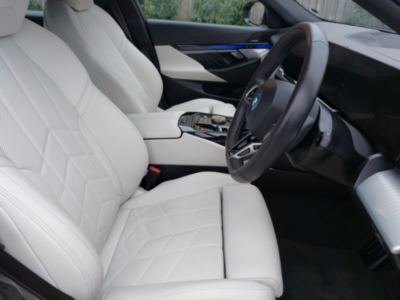Used BMW i5 2023 for sale - 77924445: Photo 11
