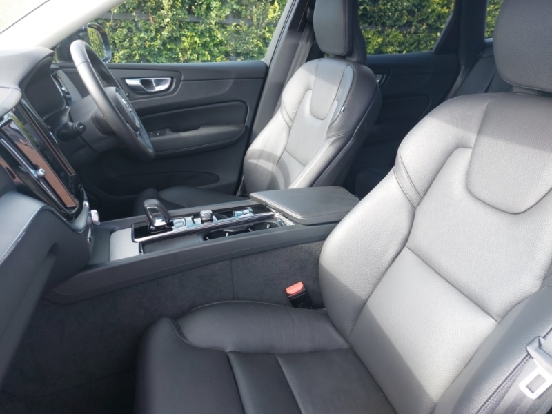 Used Volvo XC60 2024 for sale - 76103235: Photo 5